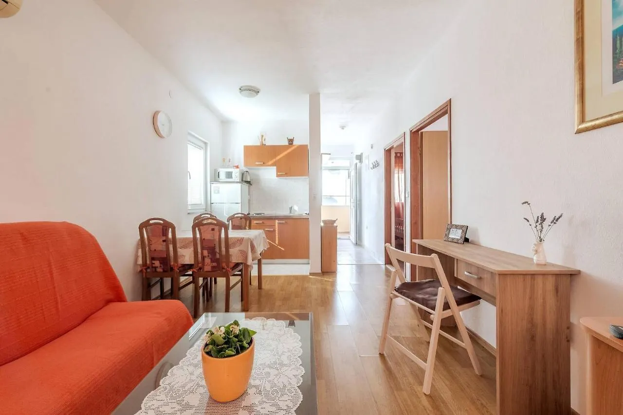 Enjoy In Zadar At Peaceful 2Br Apartment Croatia