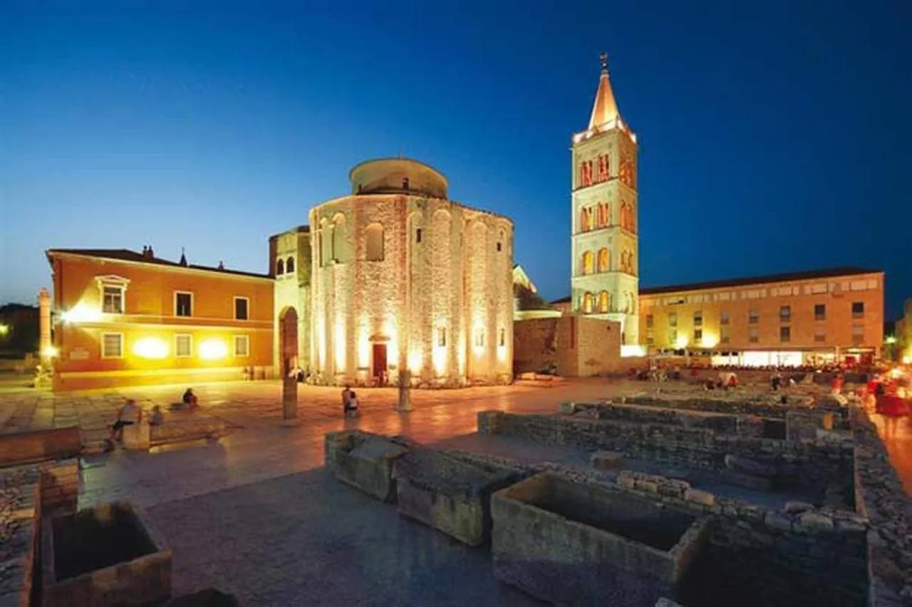Enjoy In Zadar At Peaceful 2Br Apartment